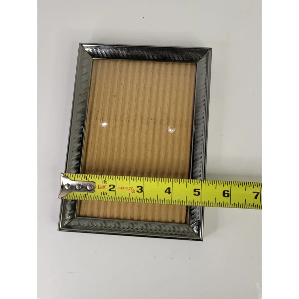 Intercraft Vintage Silver Tone Metal Textured Grid Picture Frame 5x7 Tabletop